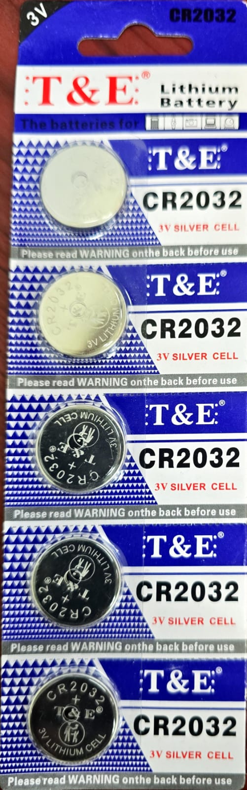 CR2032 (cada)